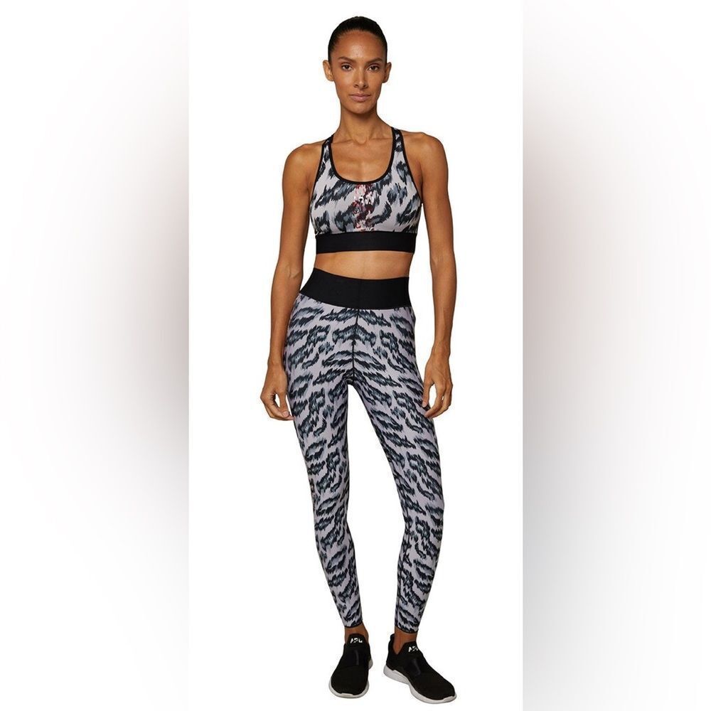 Ultracor snow cat leggings NWT size XS